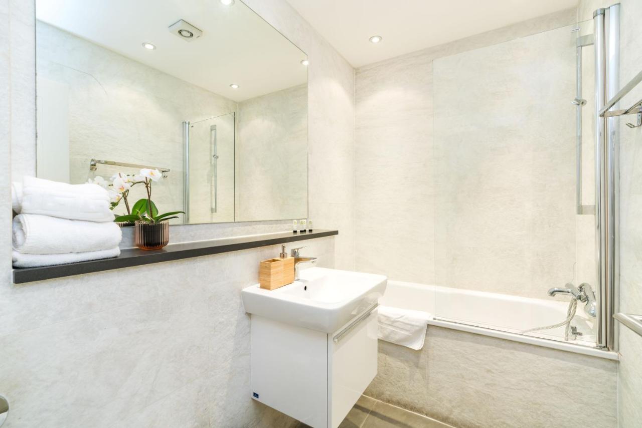 Spacious 2 Bedroom / Earls Court / Kensington London Kültér fotó